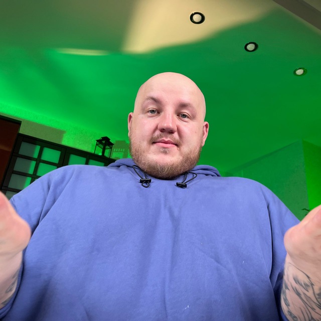 СУПЕР СТАС (тут любят еду )'s icon