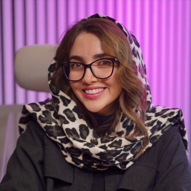 English media | آموزش زبان's icon